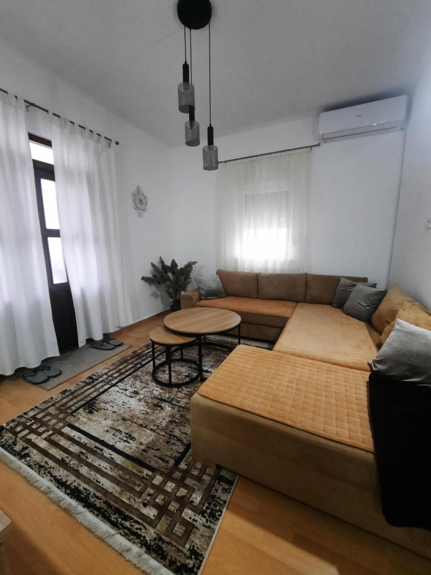 Apartman Nicol โมสตาร์ ภายนอก รูปภาพ