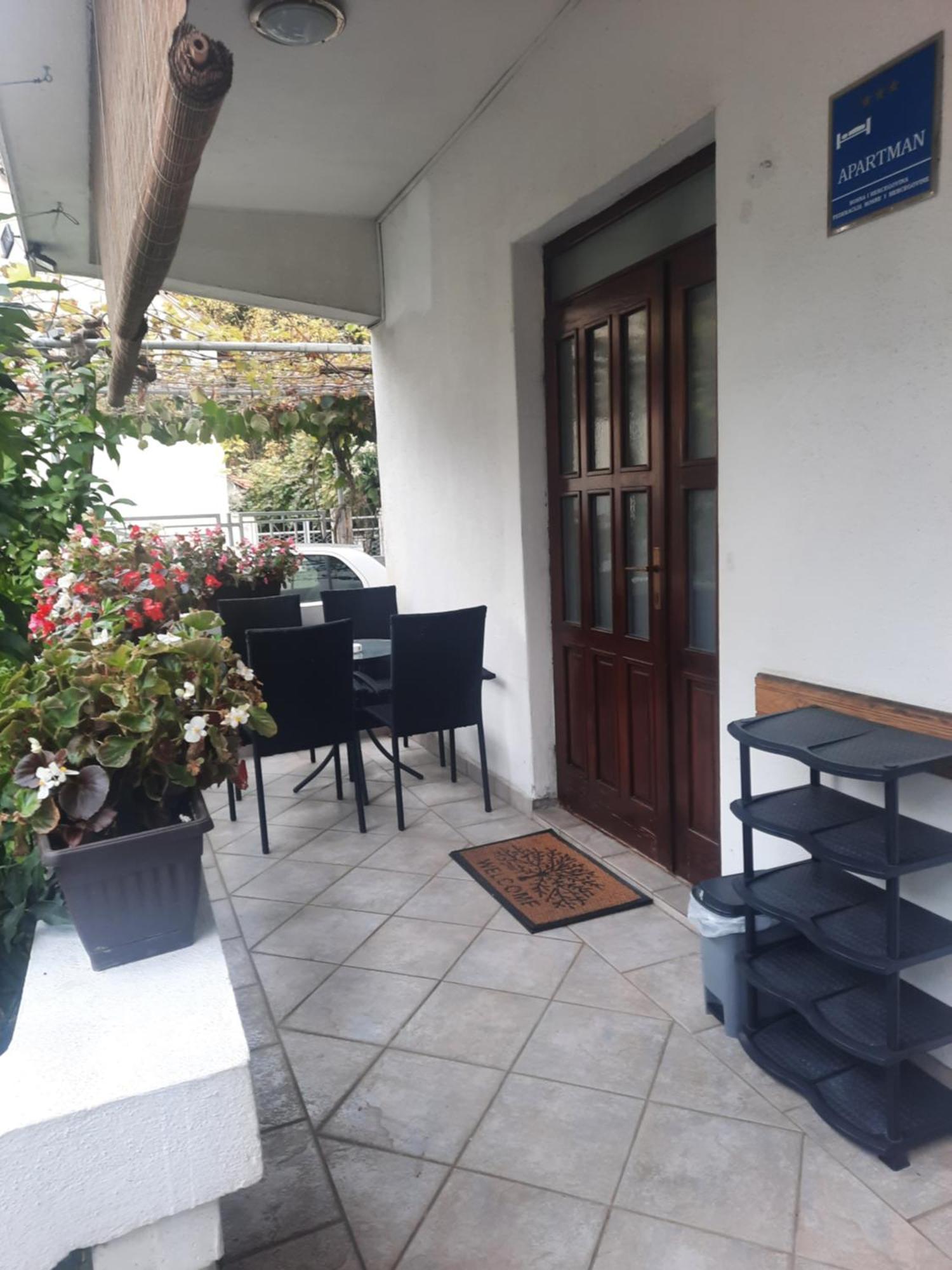 Apartman Nicol โมสตาร์ ภายนอก รูปภาพ